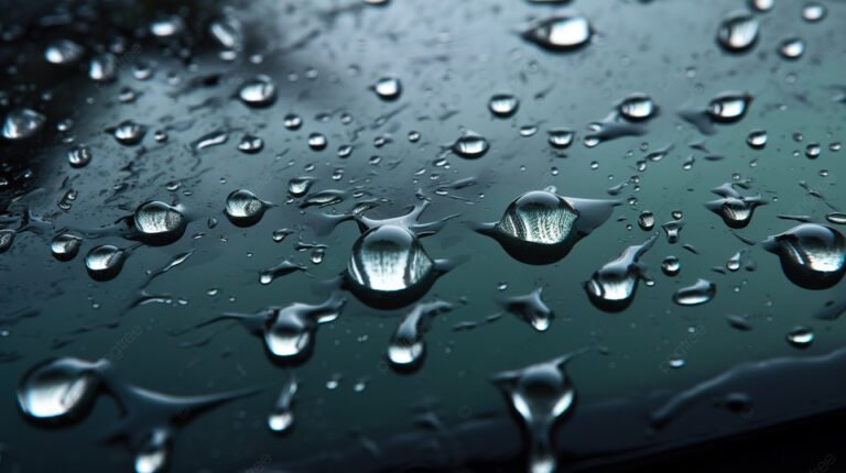 Rain-sensing windshield wipers